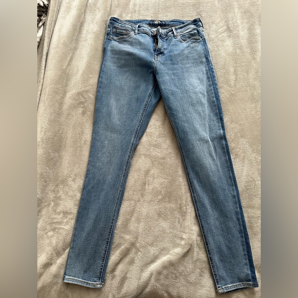 Old navy rockstar jeans